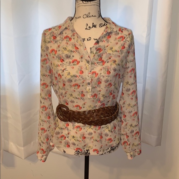 Ann Taylor Loft blouse size medium petit - Picture 4 of 4